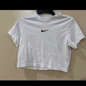 Nike Sportswear Chill Knit Crop